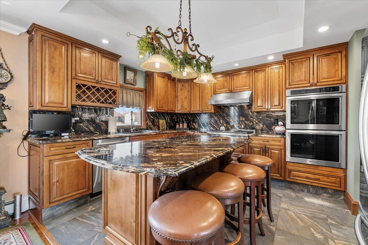 Single Family Parkway  Nassau County, NY 11510, MLS-819908-10