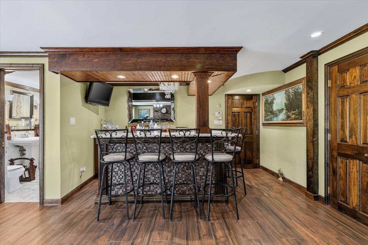 Single Family Parkway  Nassau County, NY 11510, MLS-819908-25