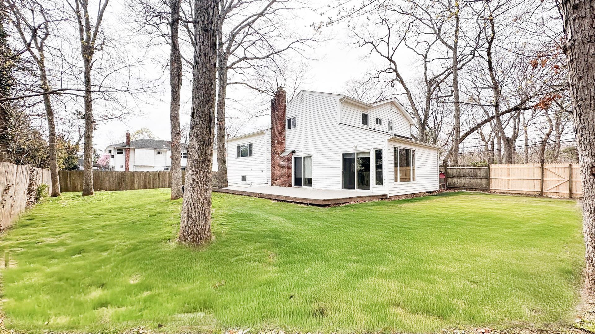 Single Family Melville  Nassau County, NY 11735, MLS-819967-2