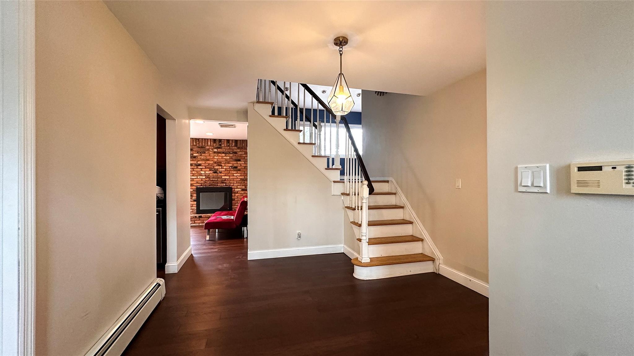 Single Family Melville  Nassau County, NY 11735, MLS-819967-5
