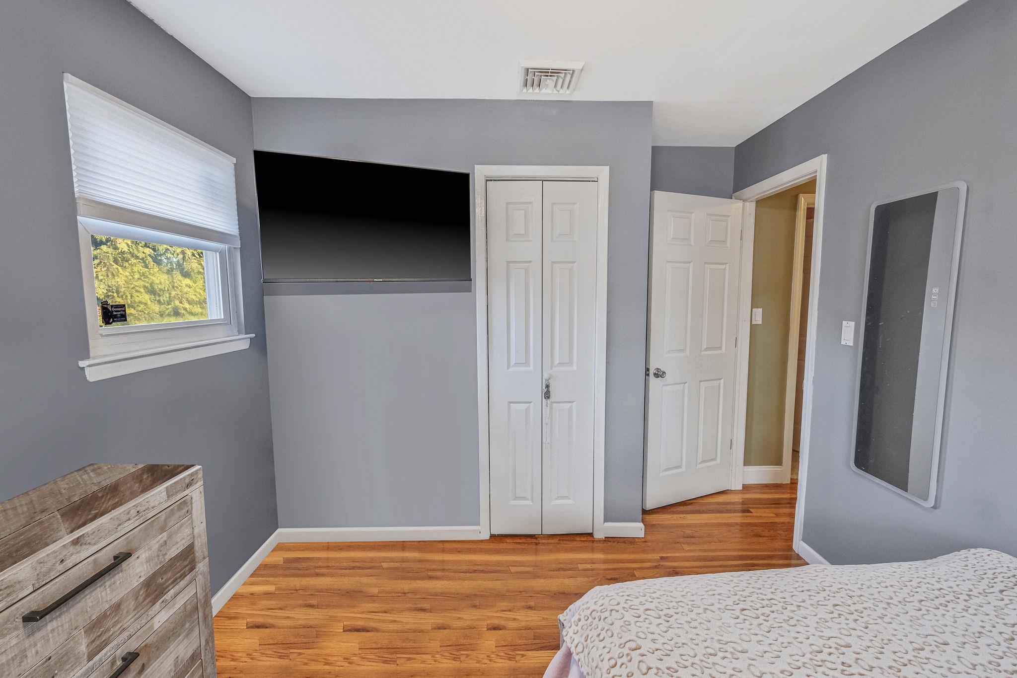 Single Family Kennedy  Suffolk County, NY 11776, MLS-820010-22