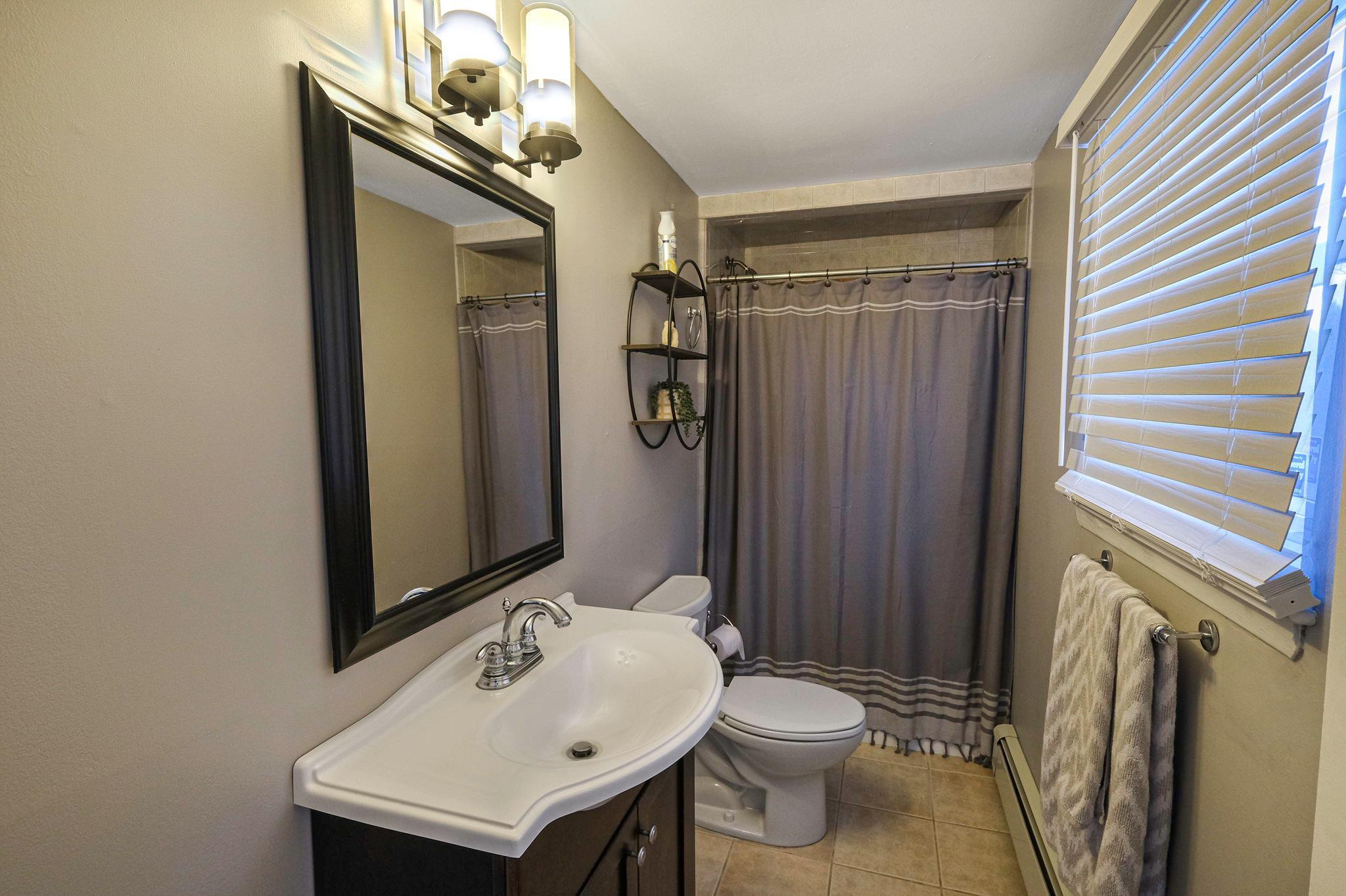 Single Family Kennedy  Suffolk County, NY 11776, MLS-820010-31