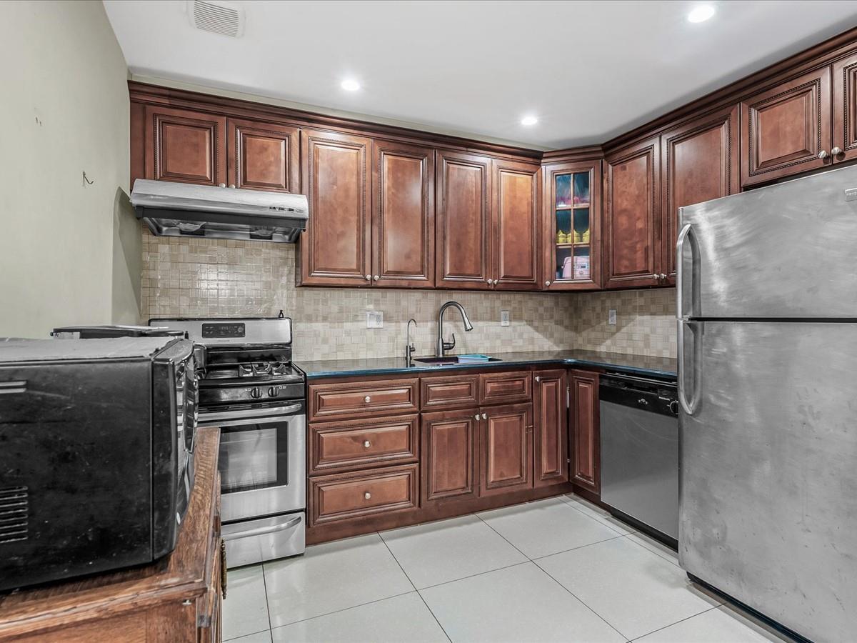 Single Family 97th  Queens, NY 11369, MLS-820055-12