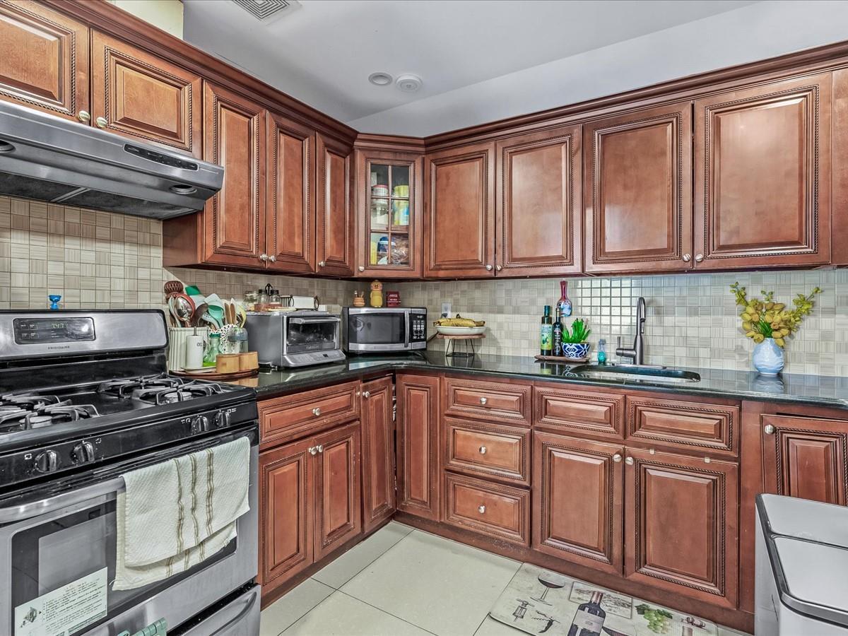 Single Family 97th  Queens, NY 11369, MLS-820055-20