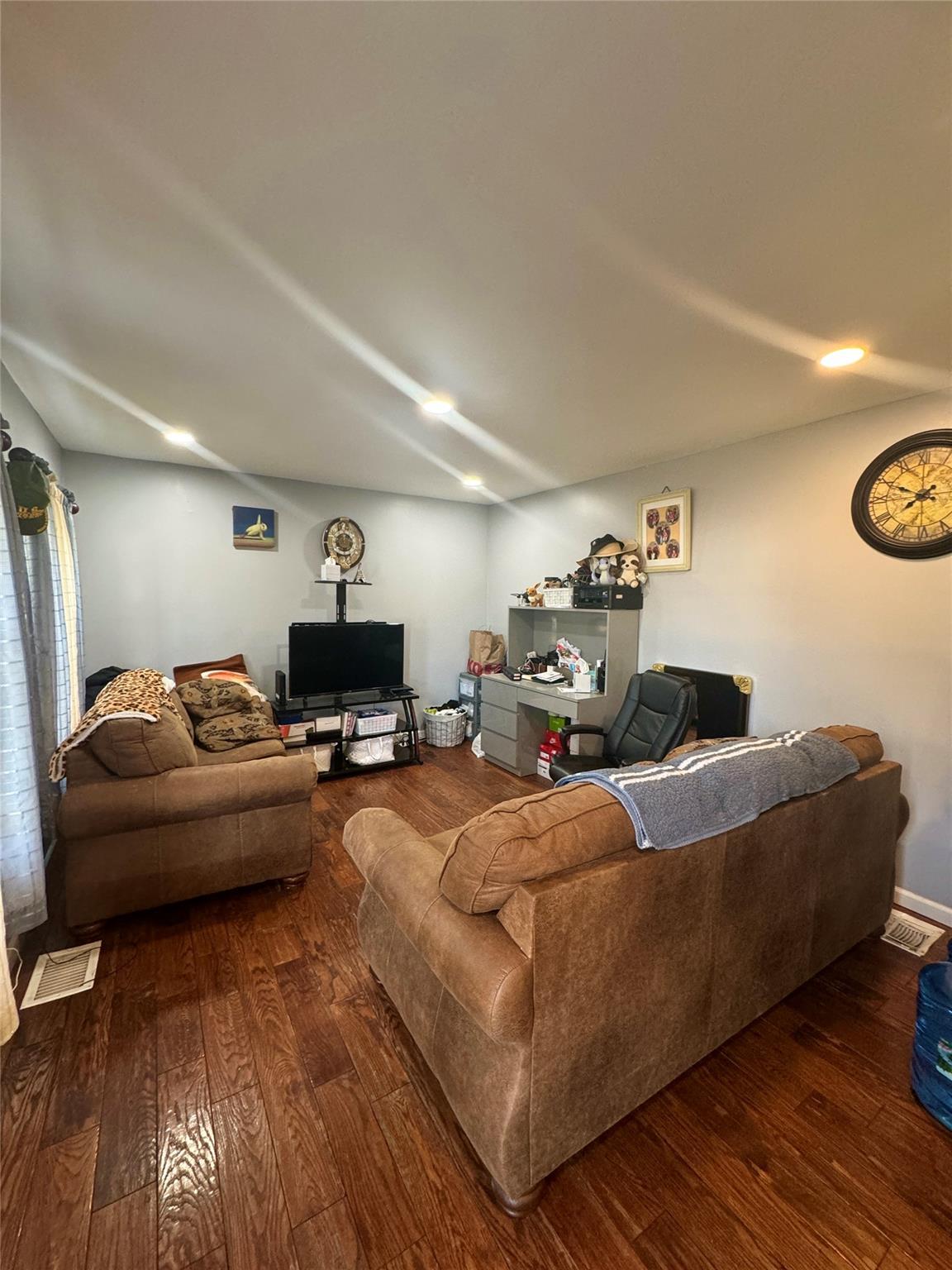 Single Family Provost  Suffolk County, NY 11713, MLS-820057-4