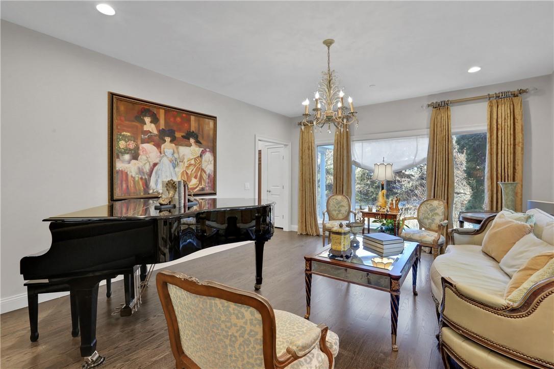 Single Family Taxter  Westchester County, NY 10533, MLS-820070-8