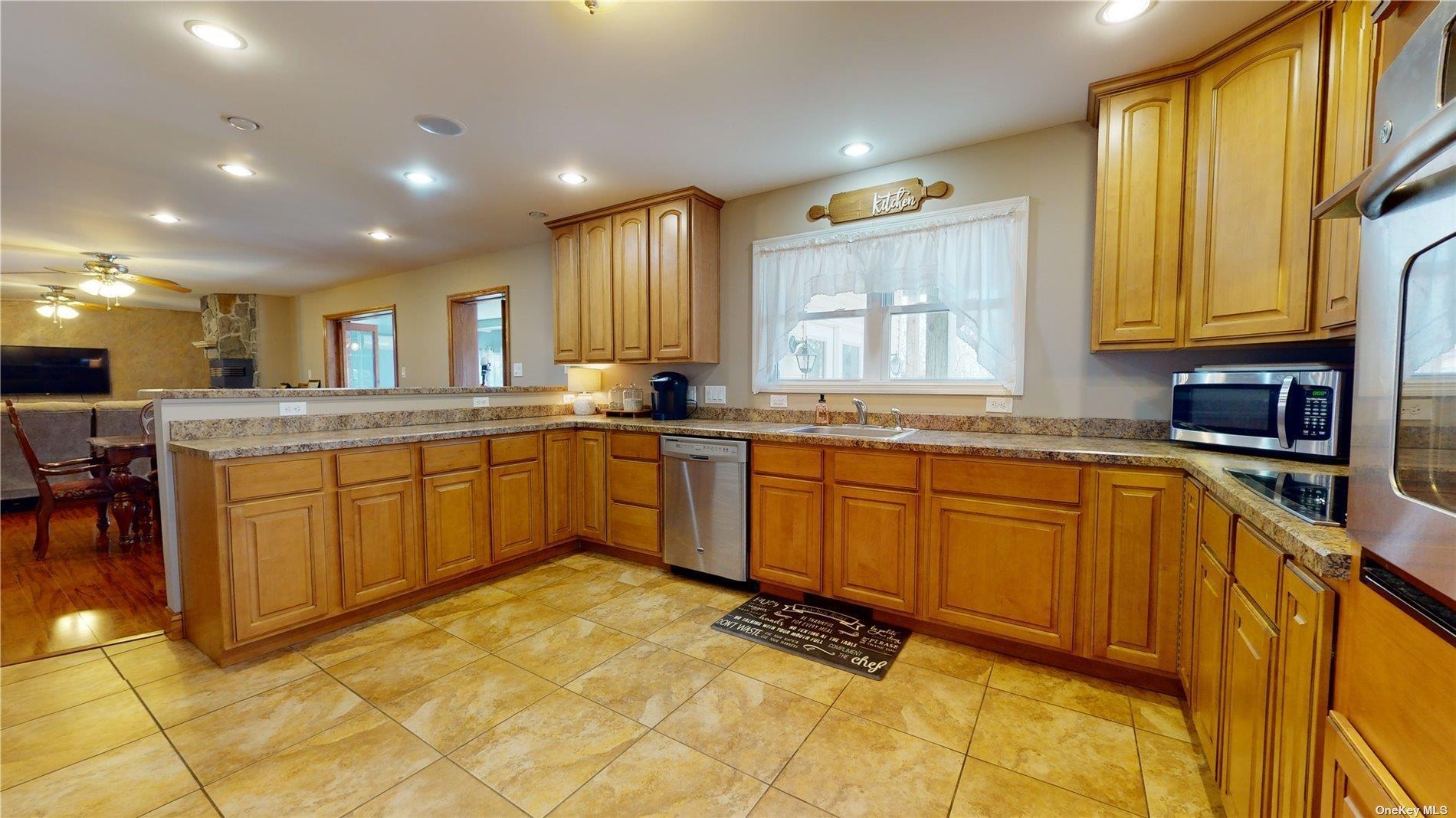 Single Family Southwind  Suffolk County, NY 11960, MLS-820251-4