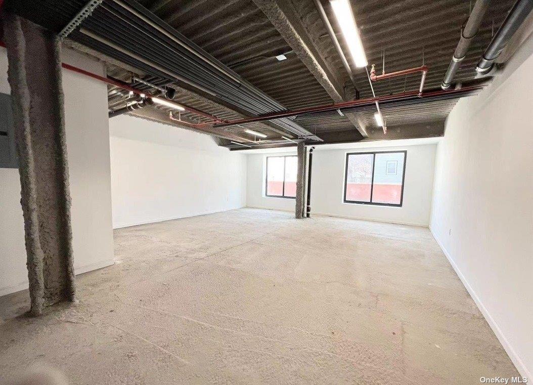 Commercial Lease 35th  Queens, NY 11361, MLS-820281-12