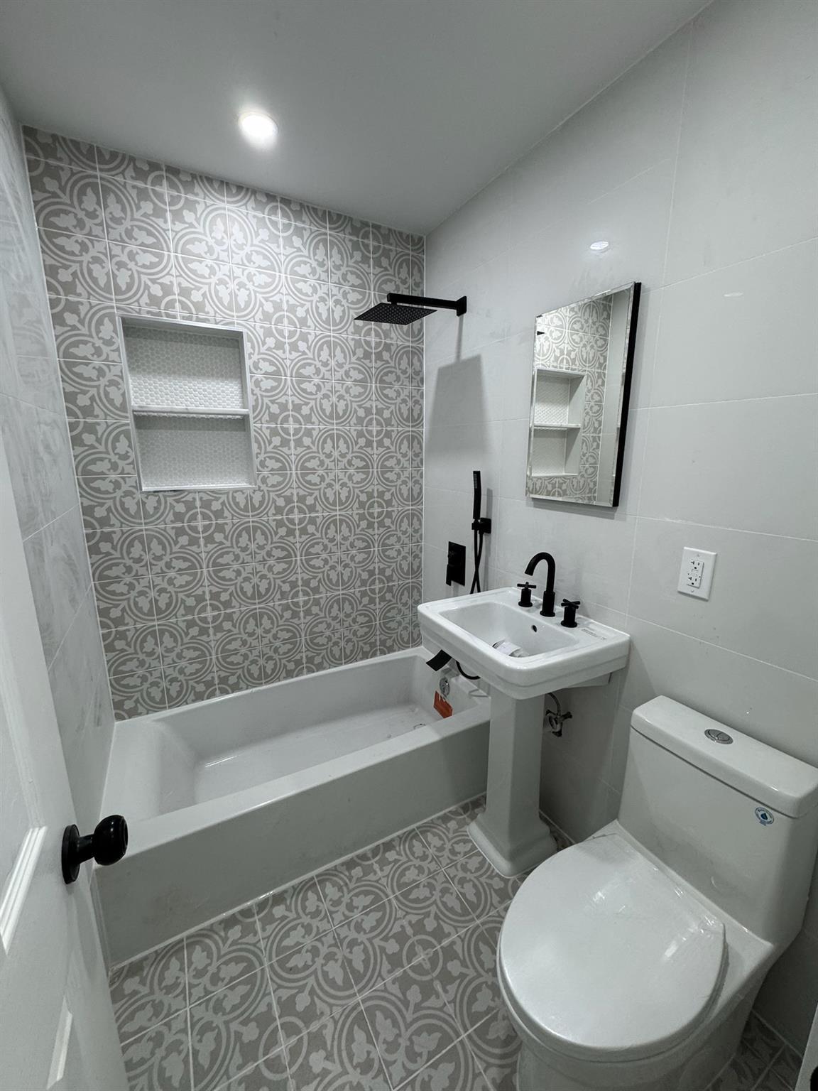 Single Family 195th  Queens, NY 11413, MLS-820360-9