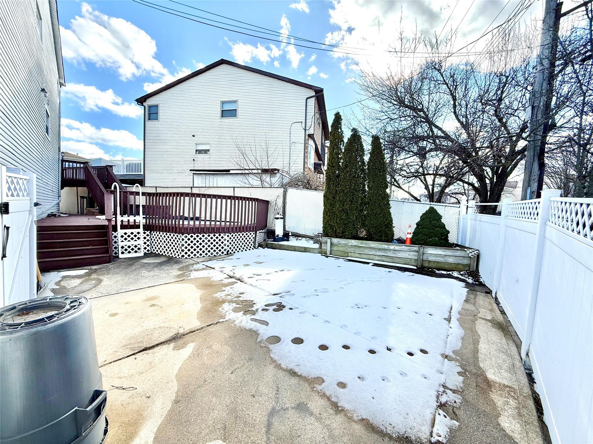 Single Family Crossfield  Staten Island, NY 10312, MLS-820362-17