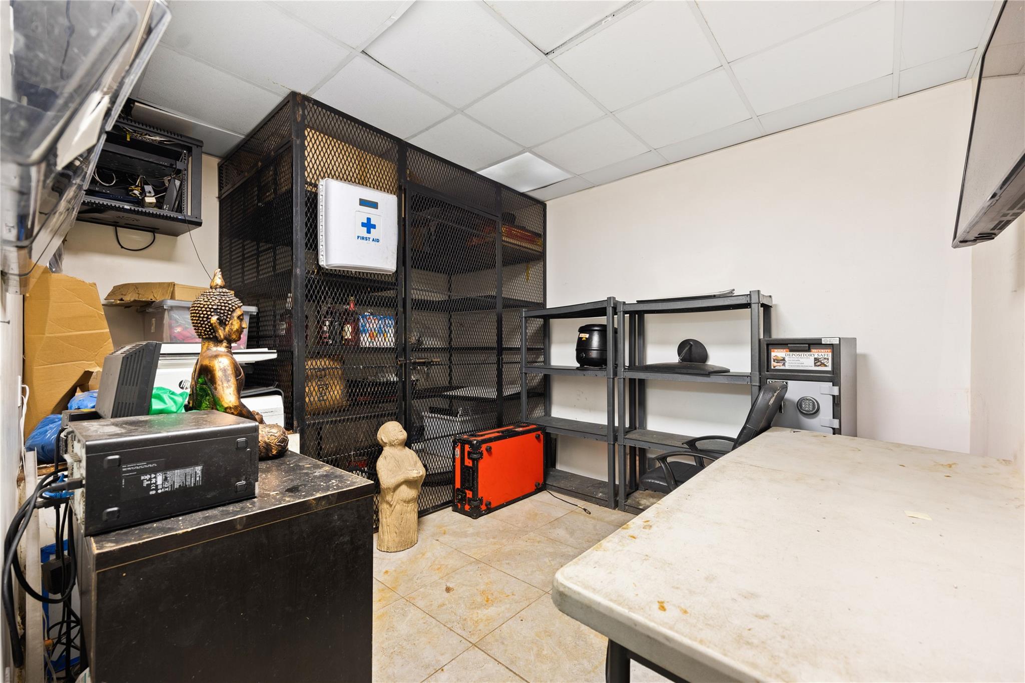 Commercial Lease Dyckman  Manhattan, NY 10040, MLS-820413-16