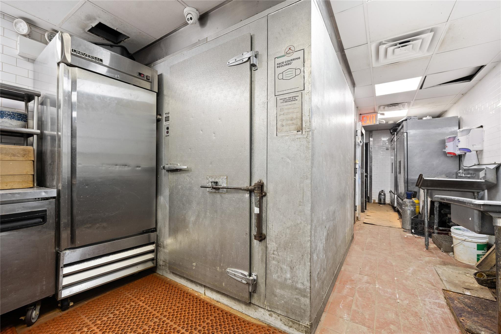 Commercial Lease Dyckman  Manhattan, NY 10040, MLS-820413-19