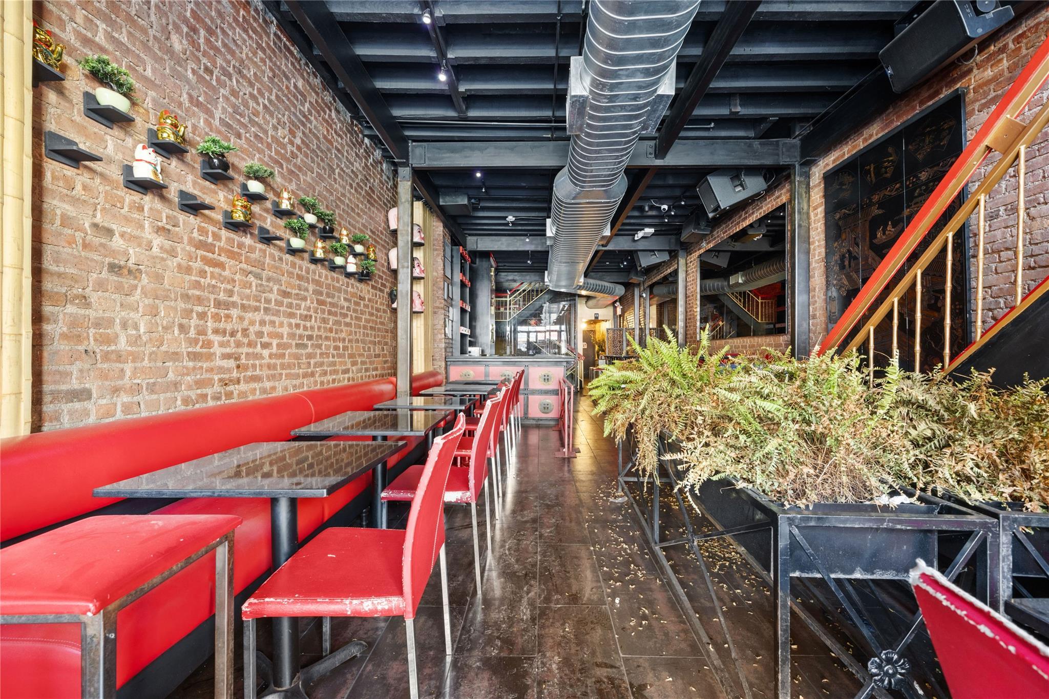 Commercial Lease Dyckman  Manhattan, NY 10040, MLS-820413-2