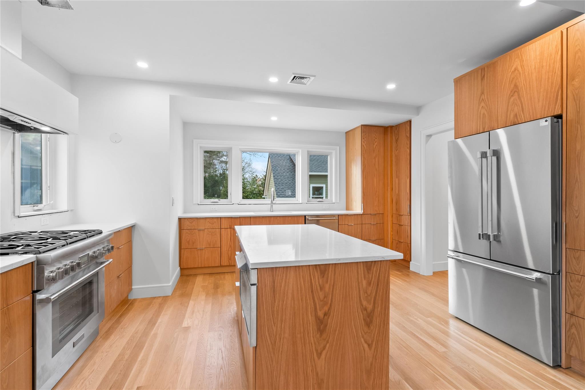 Single Family Glenlawn  Nassau County, NY 11579, MLS-820430-15