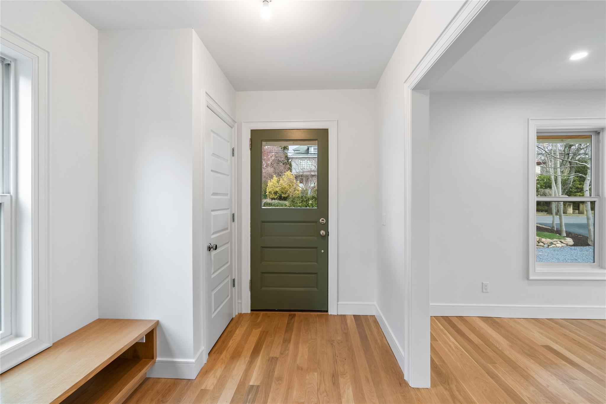 Single Family Glenlawn  Nassau County, NY 11579, MLS-820430-7