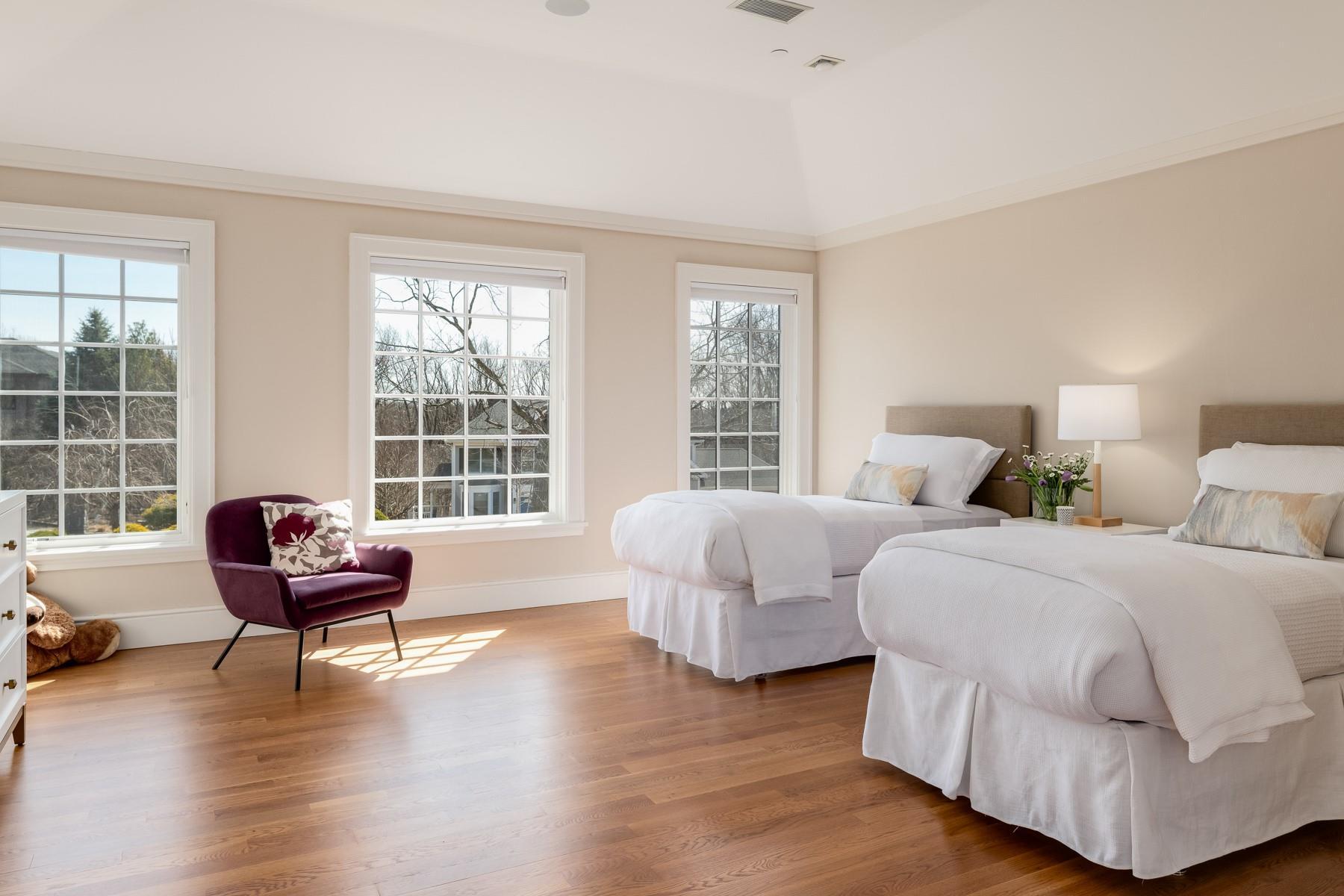 Single Family Riverview  Westchester County, NY 10533, MLS-820467-25
