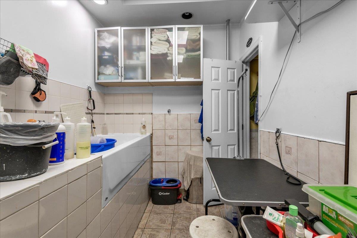 Single Family 34th  Queens, NY 11101, MLS-820476-13
