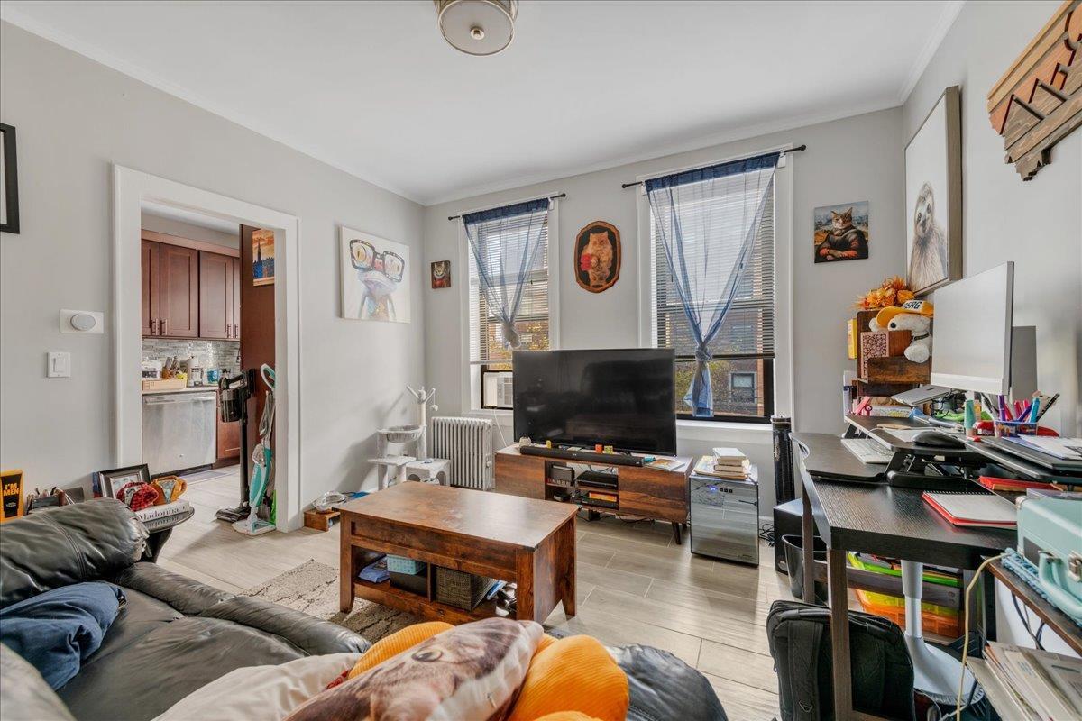 Single Family 34th  Queens, NY 11101, MLS-820476-7