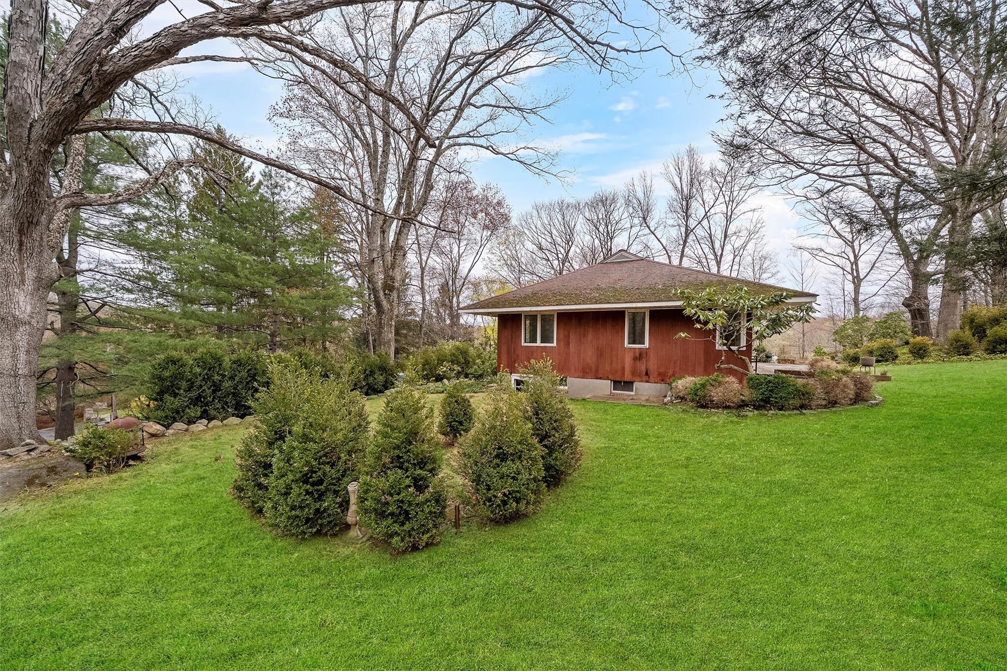 Single Family Watch Hill  Westchester County, NY 10567, MLS-820541-33
