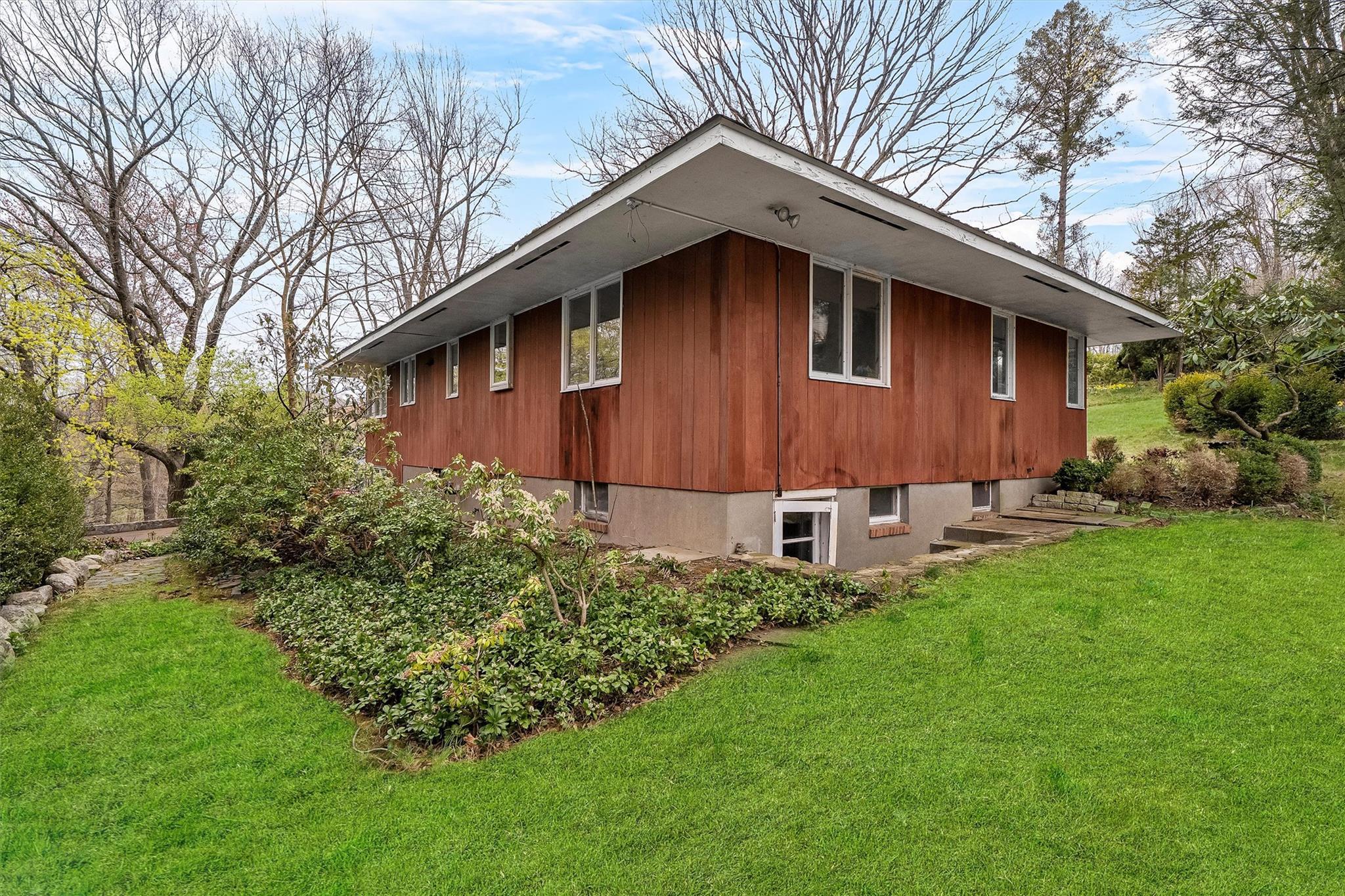 Single Family Watch Hill  Westchester County, NY 10567, MLS-820541-4