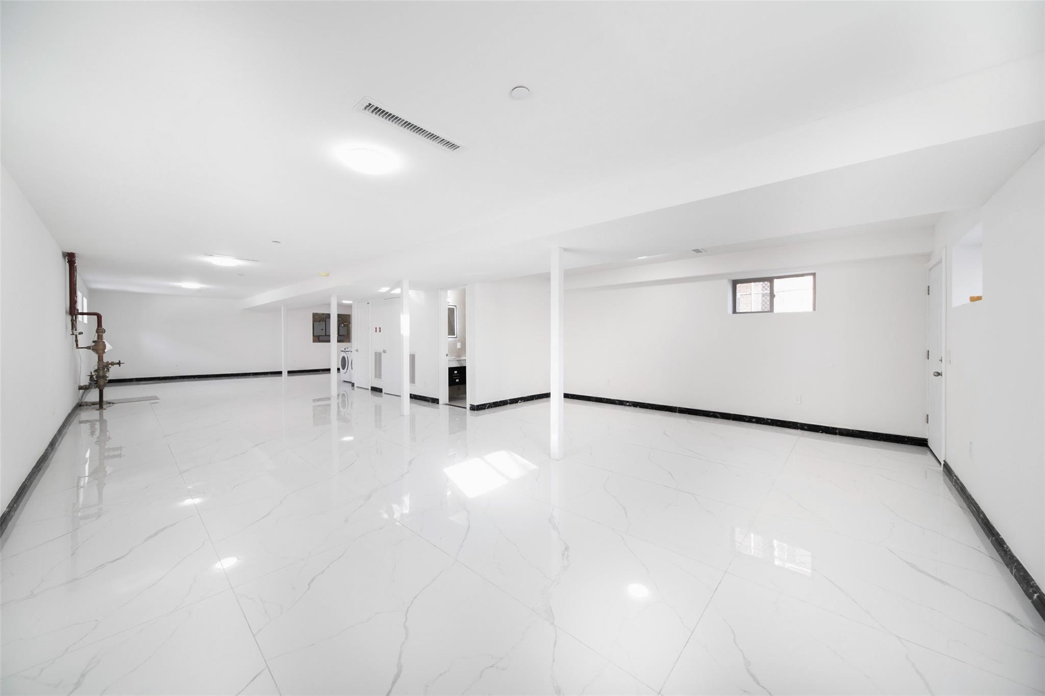 Single Family 160th  Queens, NY 11366, MLS-820545-15