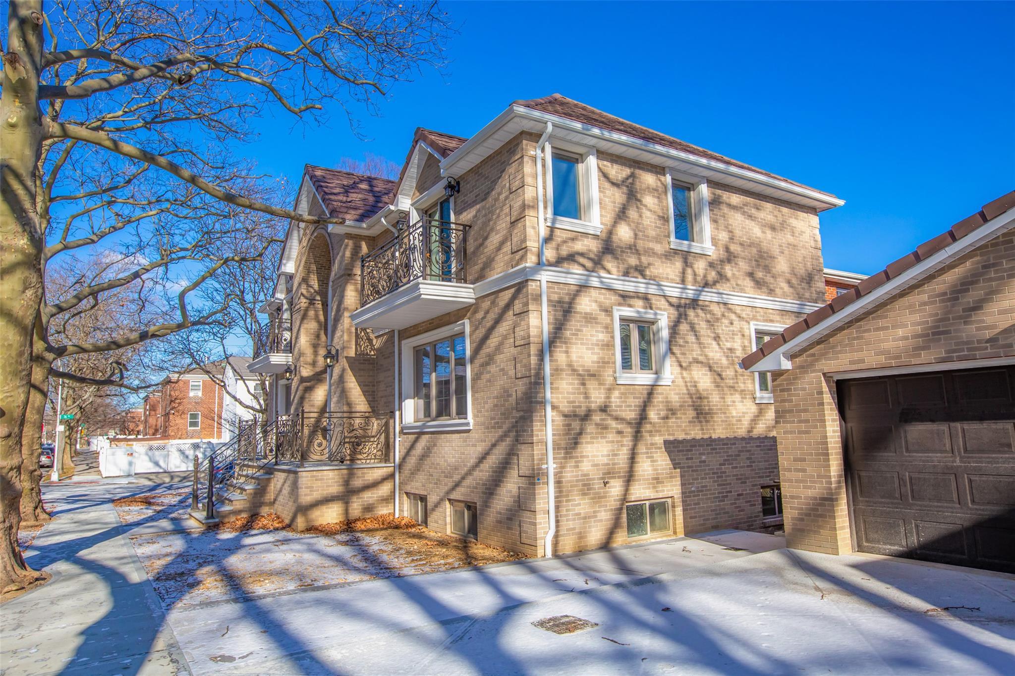 Single Family 160th  Queens, NY 11366, MLS-820545-17