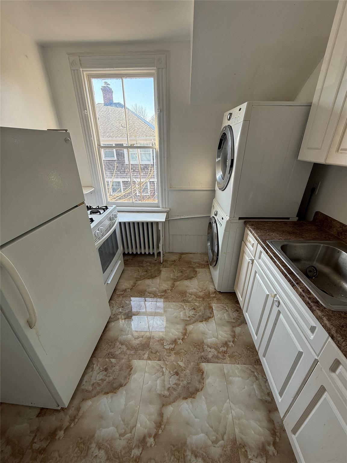 Apartment Meeting House  Suffolk County, NY 11968, MLS-820611-2
