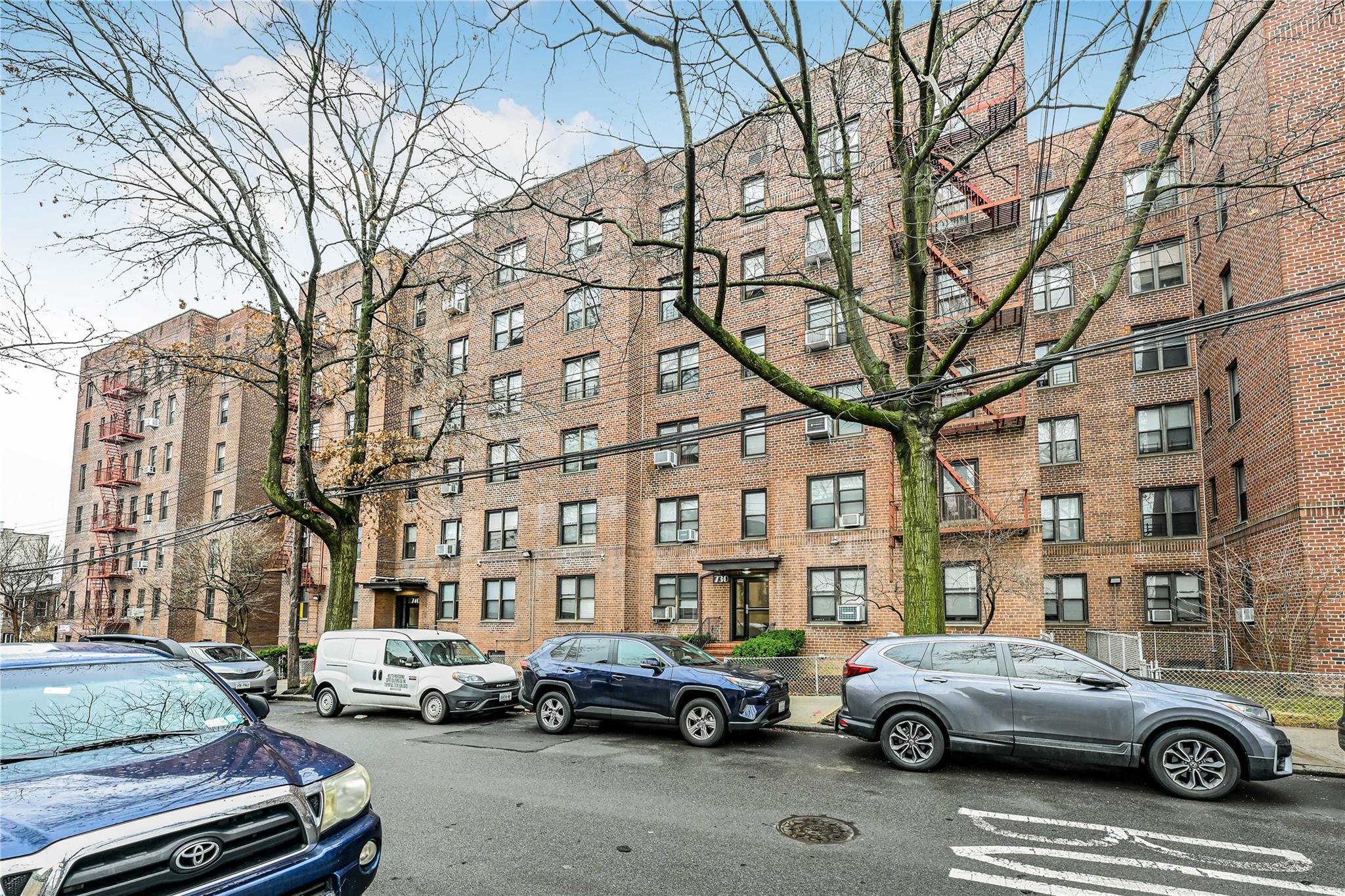 Coop 232nd  Bronx, NY 10466, MLS-820641-2
