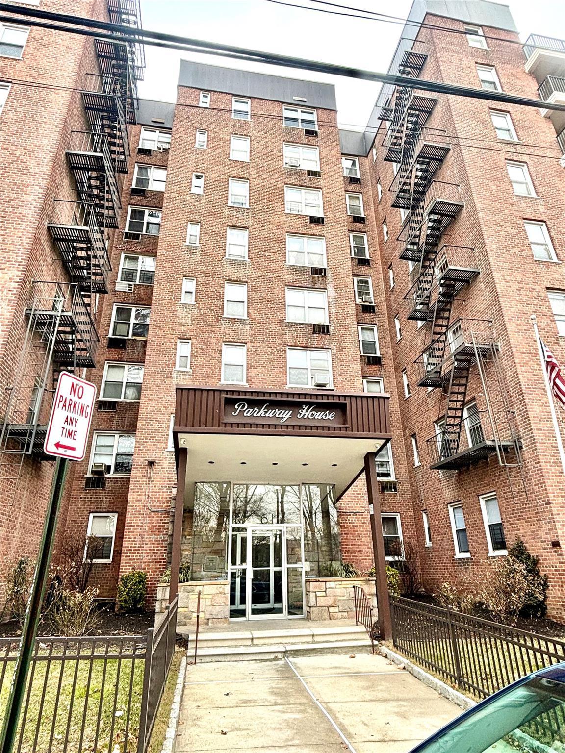 Coop in Yonkers - Bronx River  Westchester County, NY 10704
