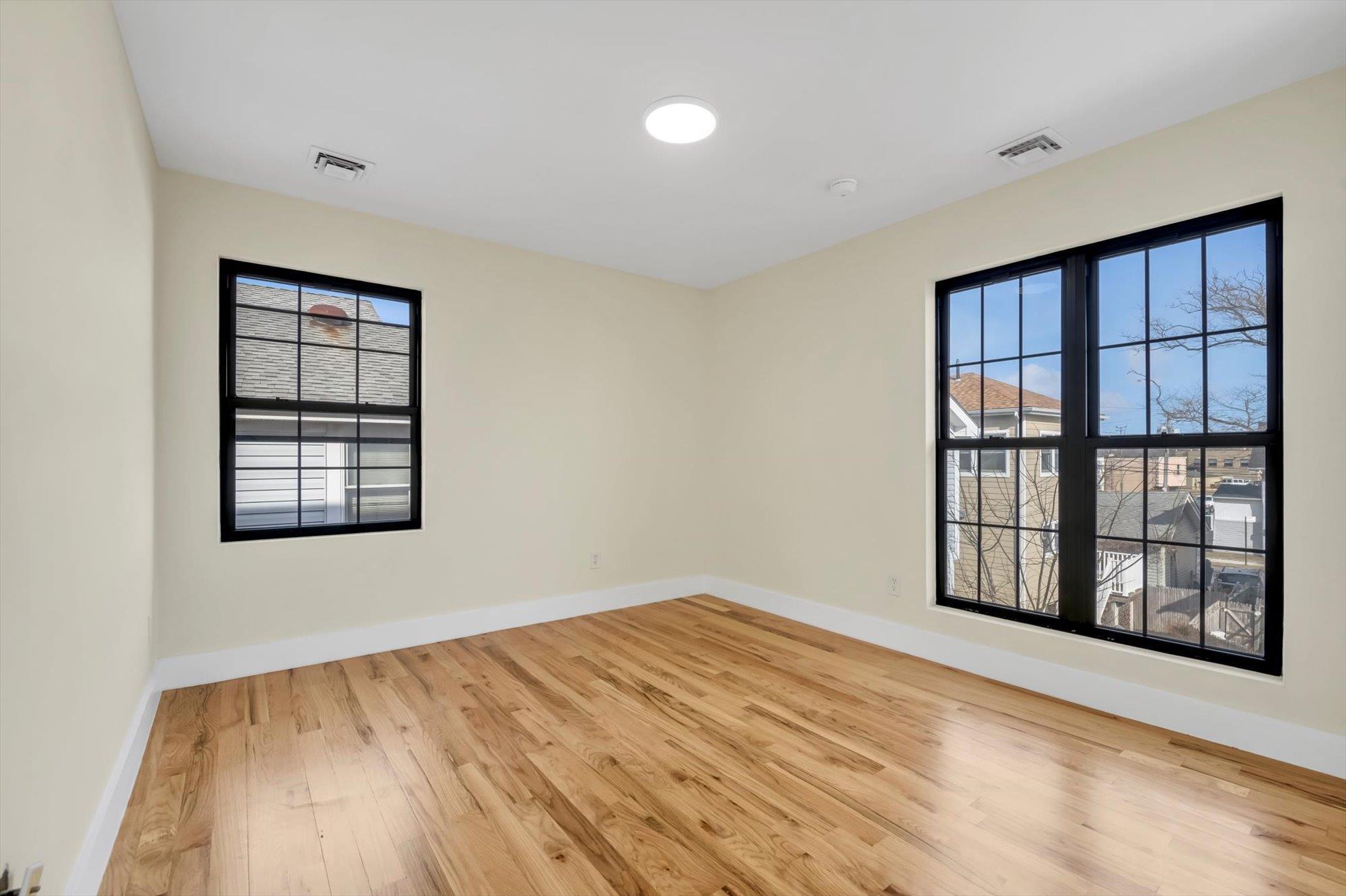 Single Family Beach 4th Street  Queens, NY 11691, MLS-820777-10