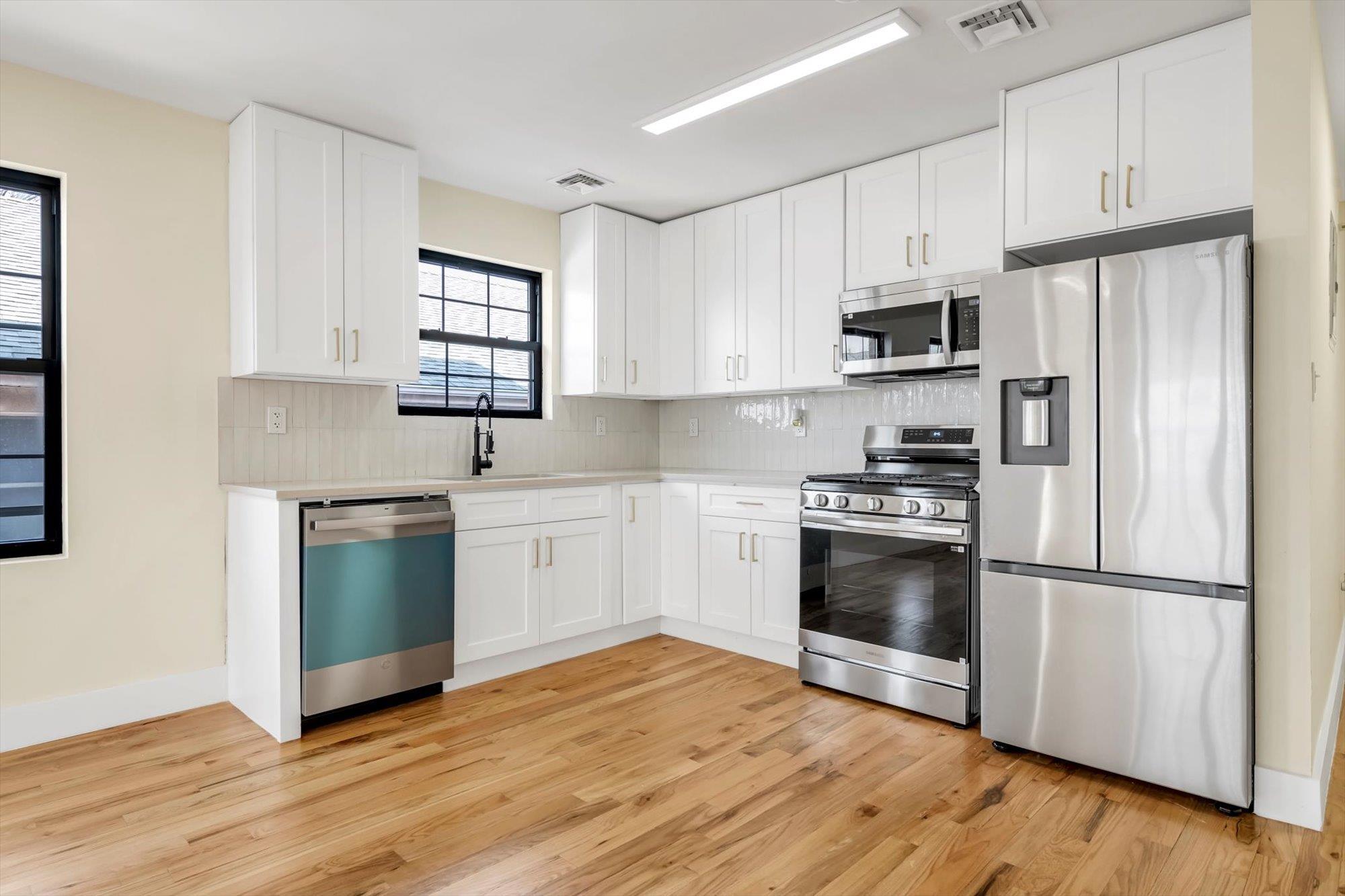 Single Family Beach 4th Street  Queens, NY 11691, MLS-820777-7