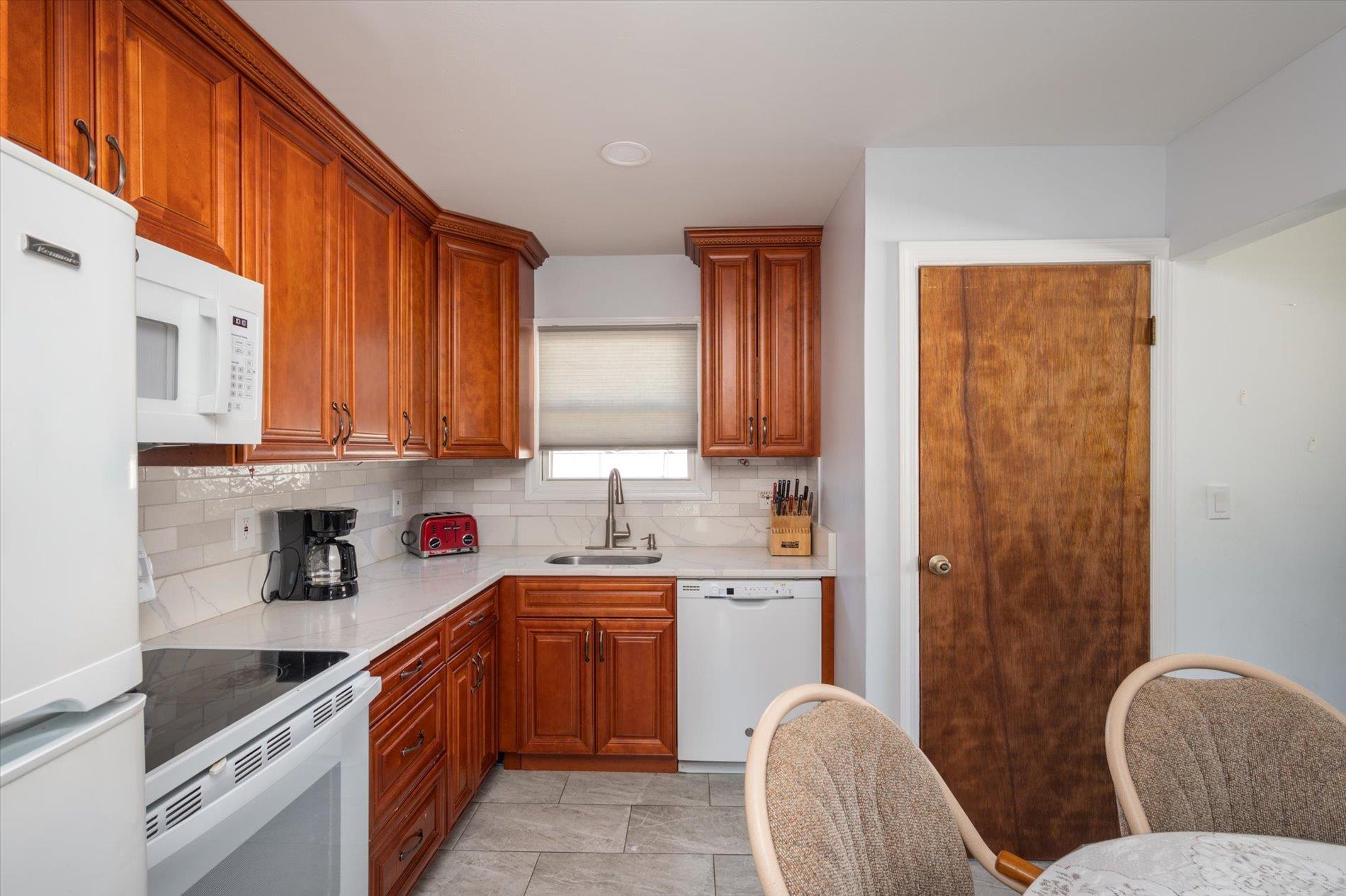 Single Family 3rd  Nassau County, NY 11714, MLS-820843-7