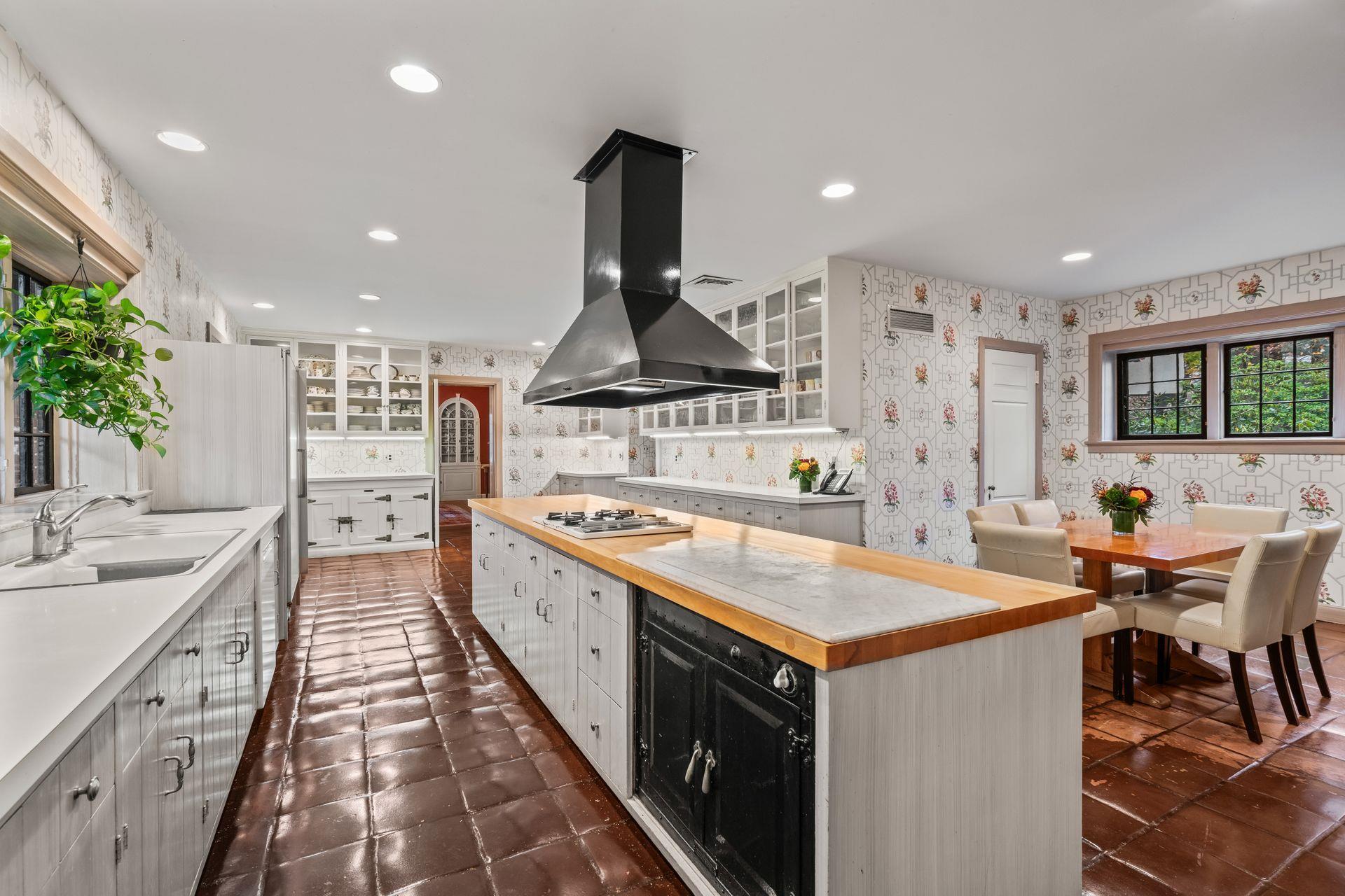 Single Family Piping Rock  Nassau County, NY 11560, MLS-820881-13