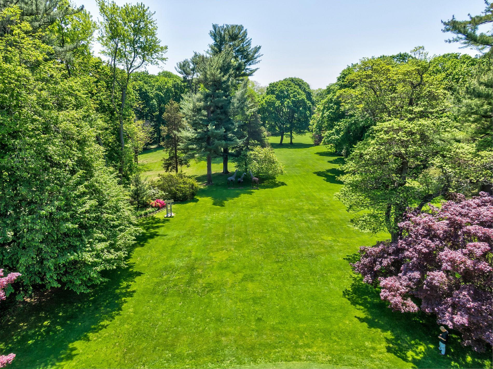 Single Family Piping Rock  Nassau County, NY 11560, MLS-820881-27