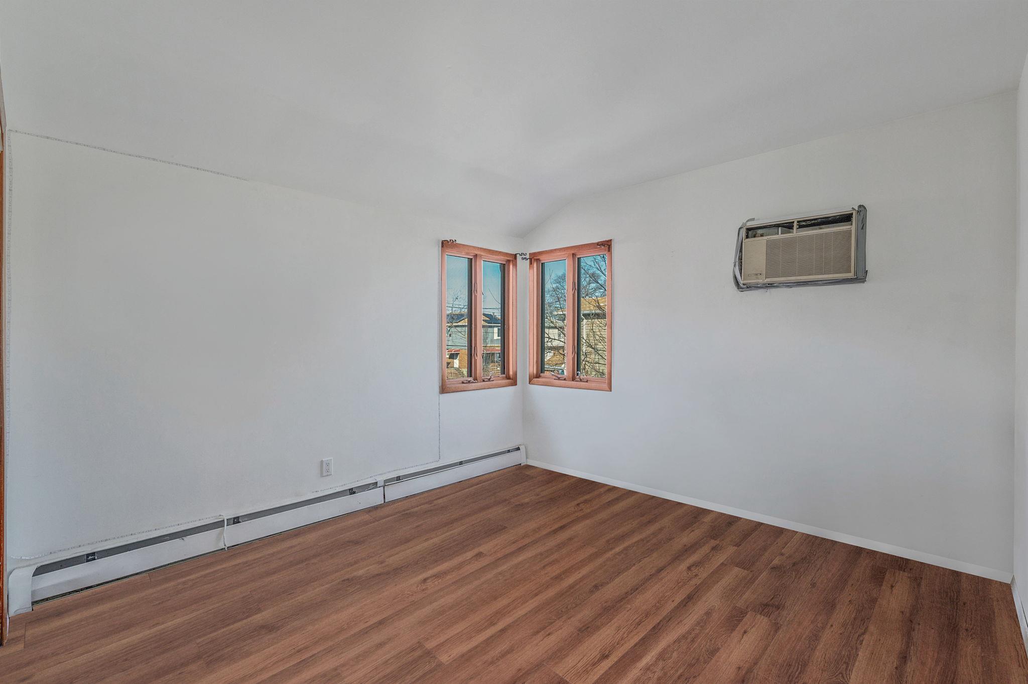 Single Family 148th  Queens, NY 11413, MLS-820892-12