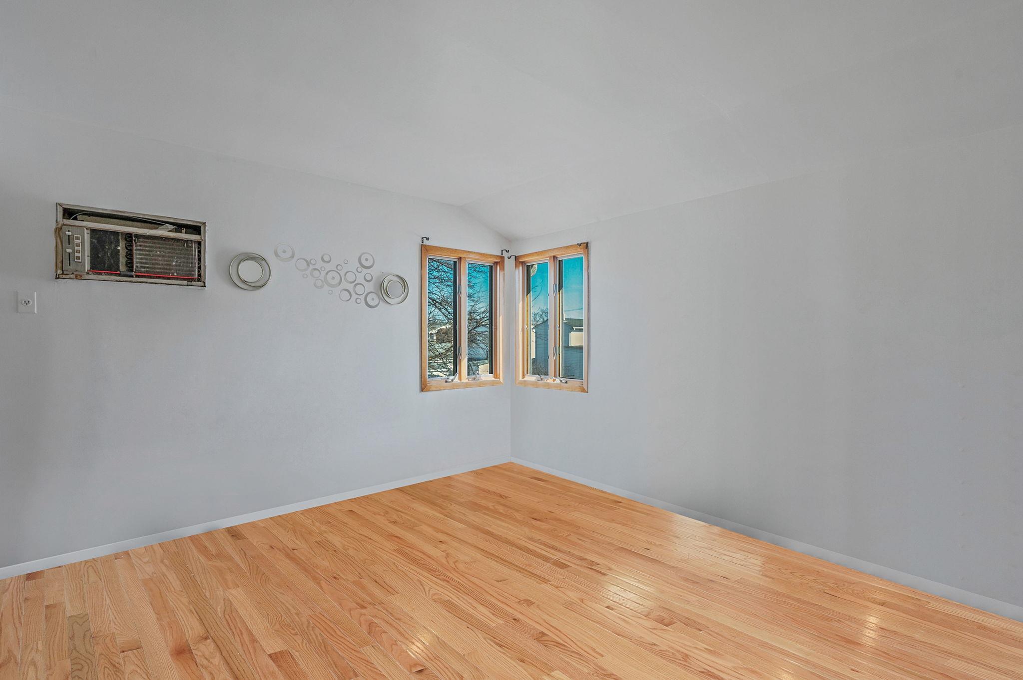 Single Family 148th  Queens, NY 11413, MLS-820892-14