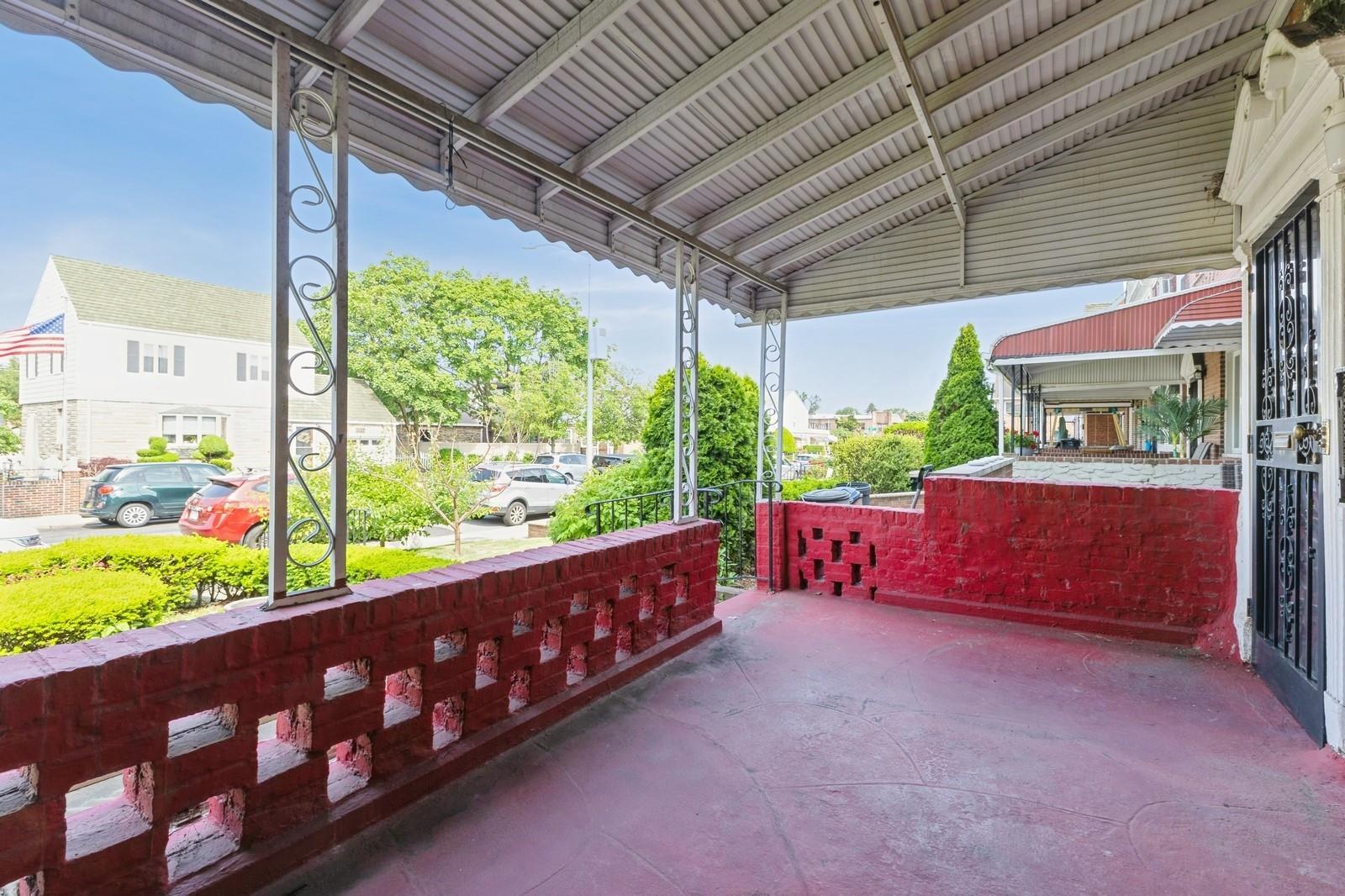 Single Family 82nd  Queens, NY 11379, MLS-820903-2