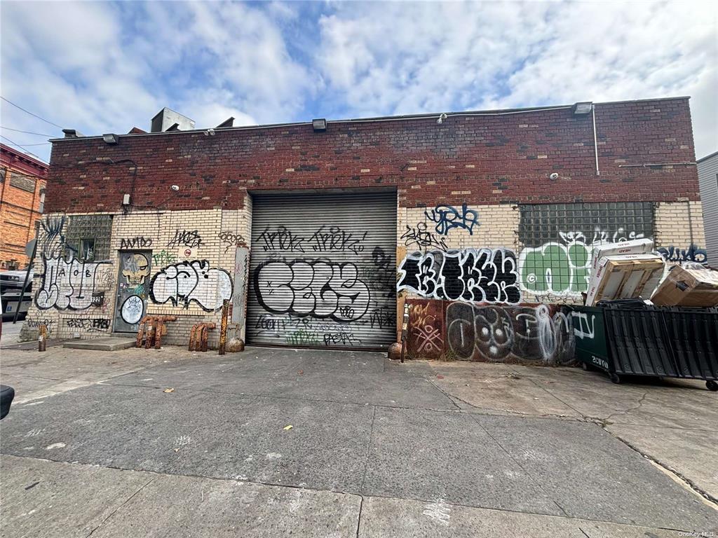 Commercial Sale Kingsland  Brooklyn, NY 11222, MLS-820907-4