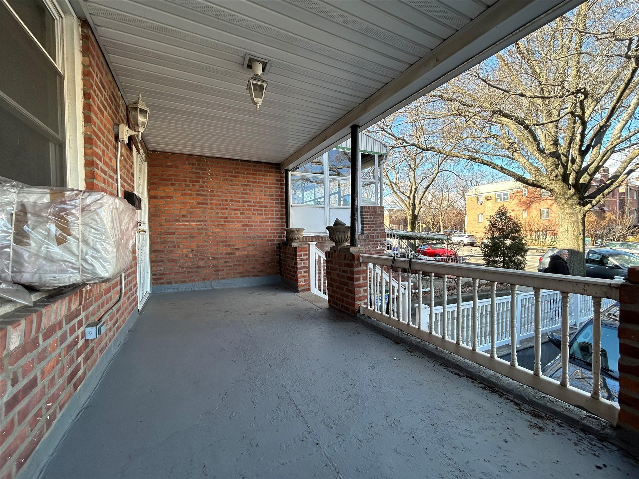 Single Family Eliot  Queens, NY 11379, MLS-820955-4