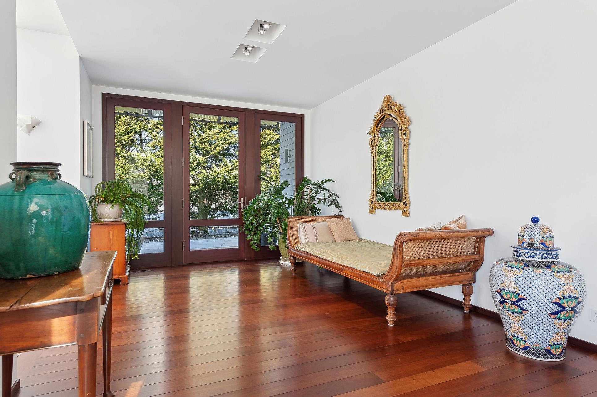 Single Family Bay  Suffolk County, NY 11976, MLS-820970-8