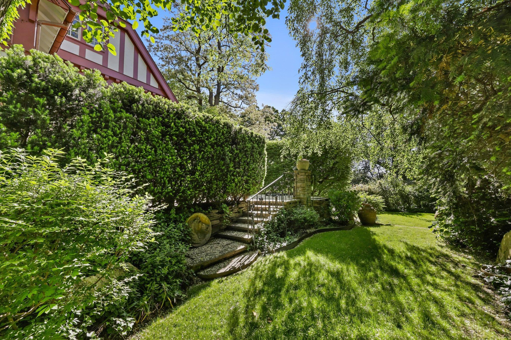 Single Family Ridge  Westchester County, NY 10708, MLS-820993-19