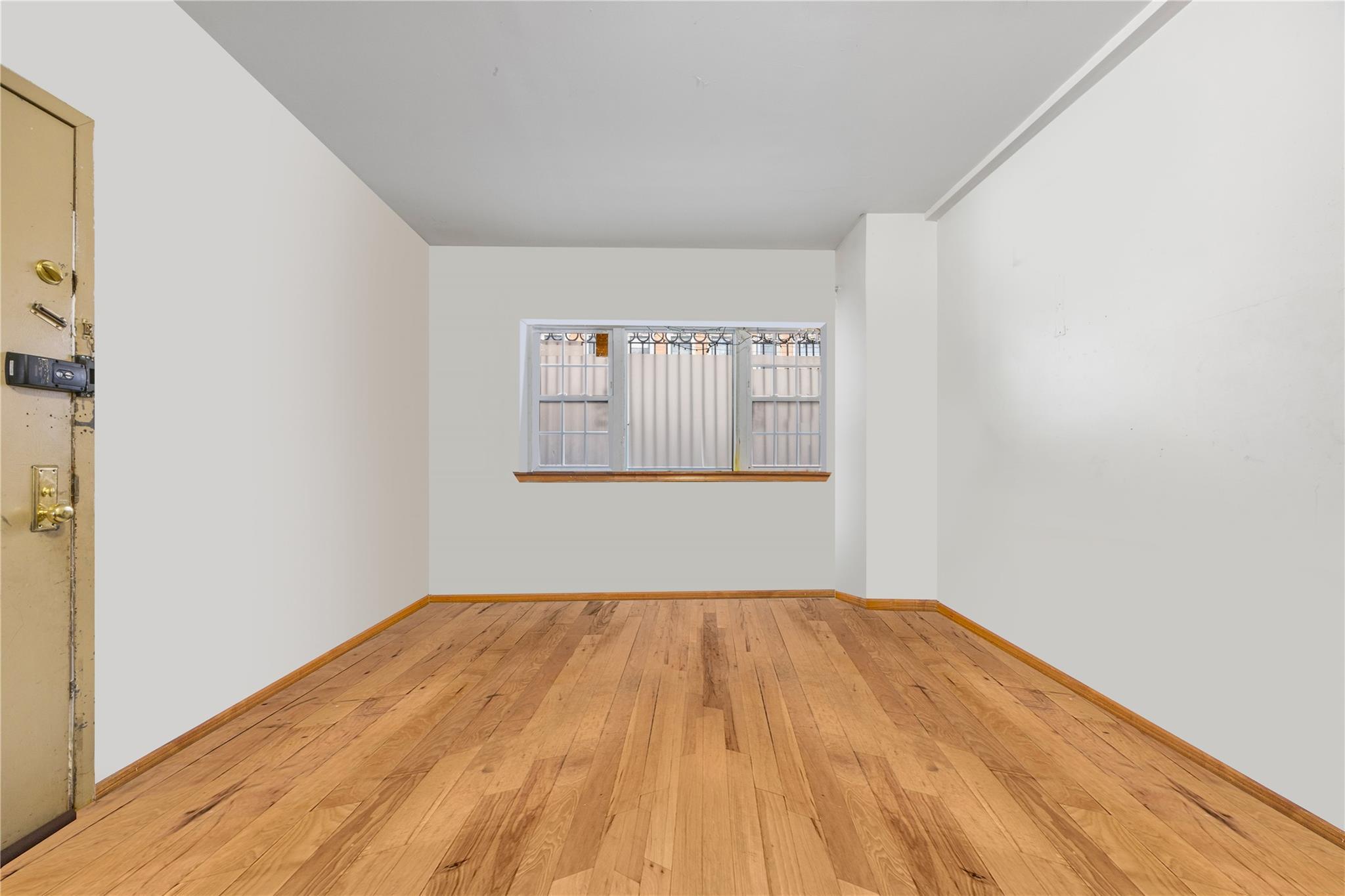 Single Family 136th  Bronx, NY 10454, MLS-821111-16