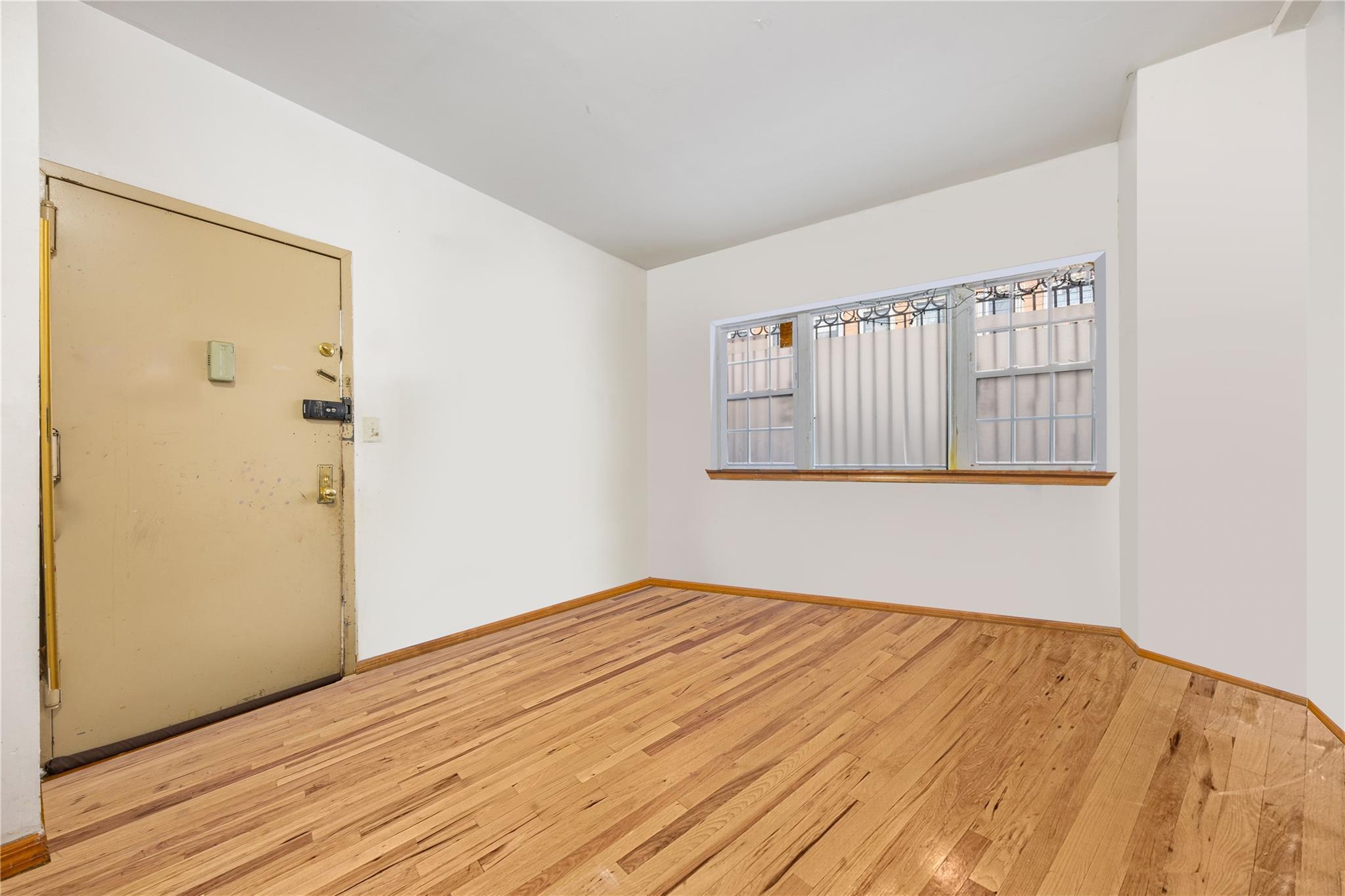 Single Family 136th  Bronx, NY 10454, MLS-821111-17