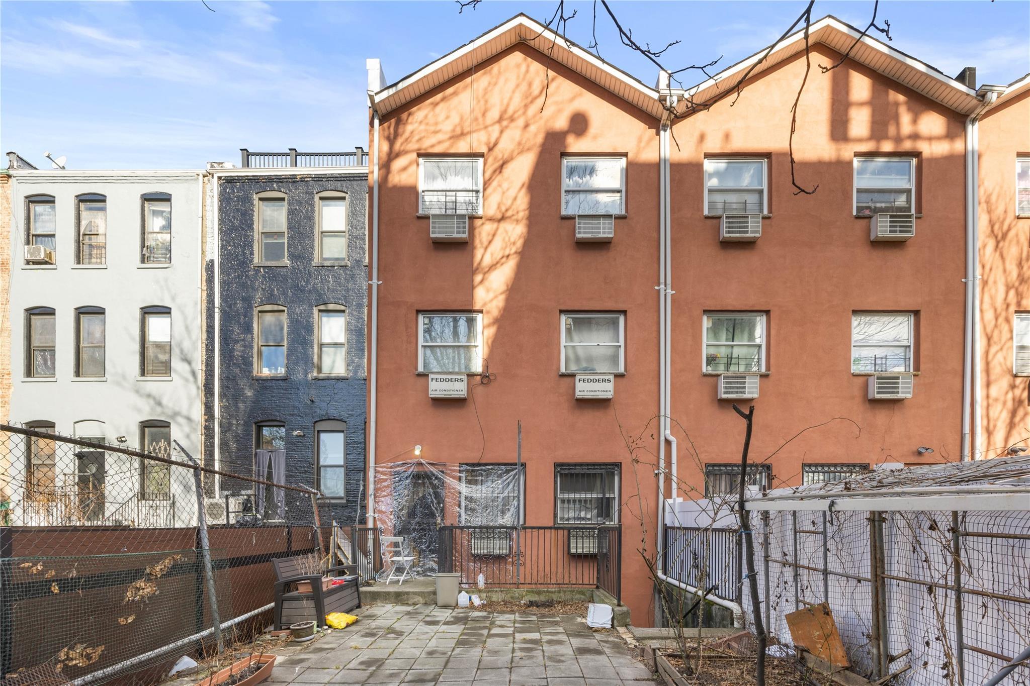 Single Family 136th  Bronx, NY 10454, MLS-821111-22