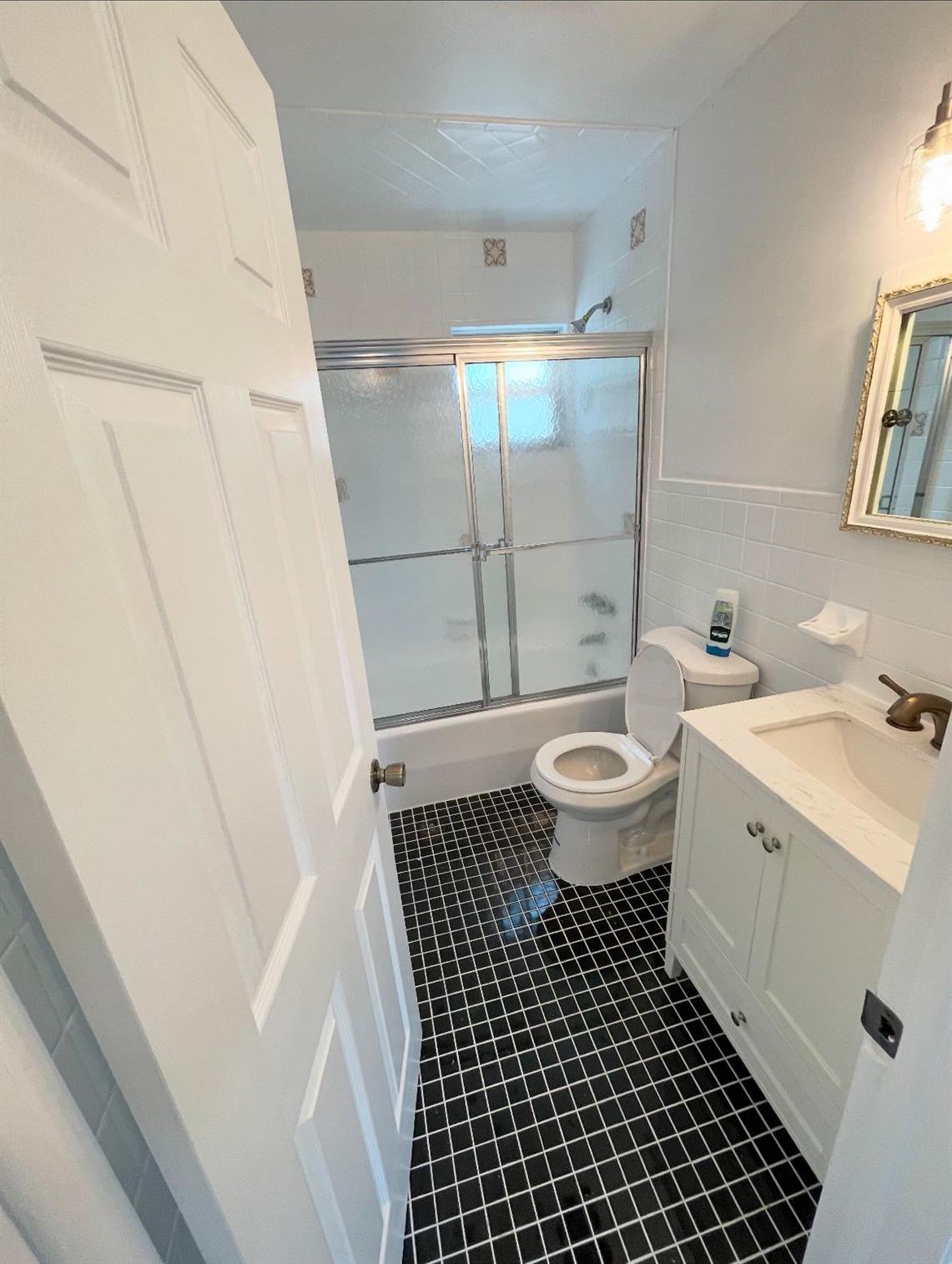 Single Family Boston Post  Westchester County, NY 10538, MLS-821120-10