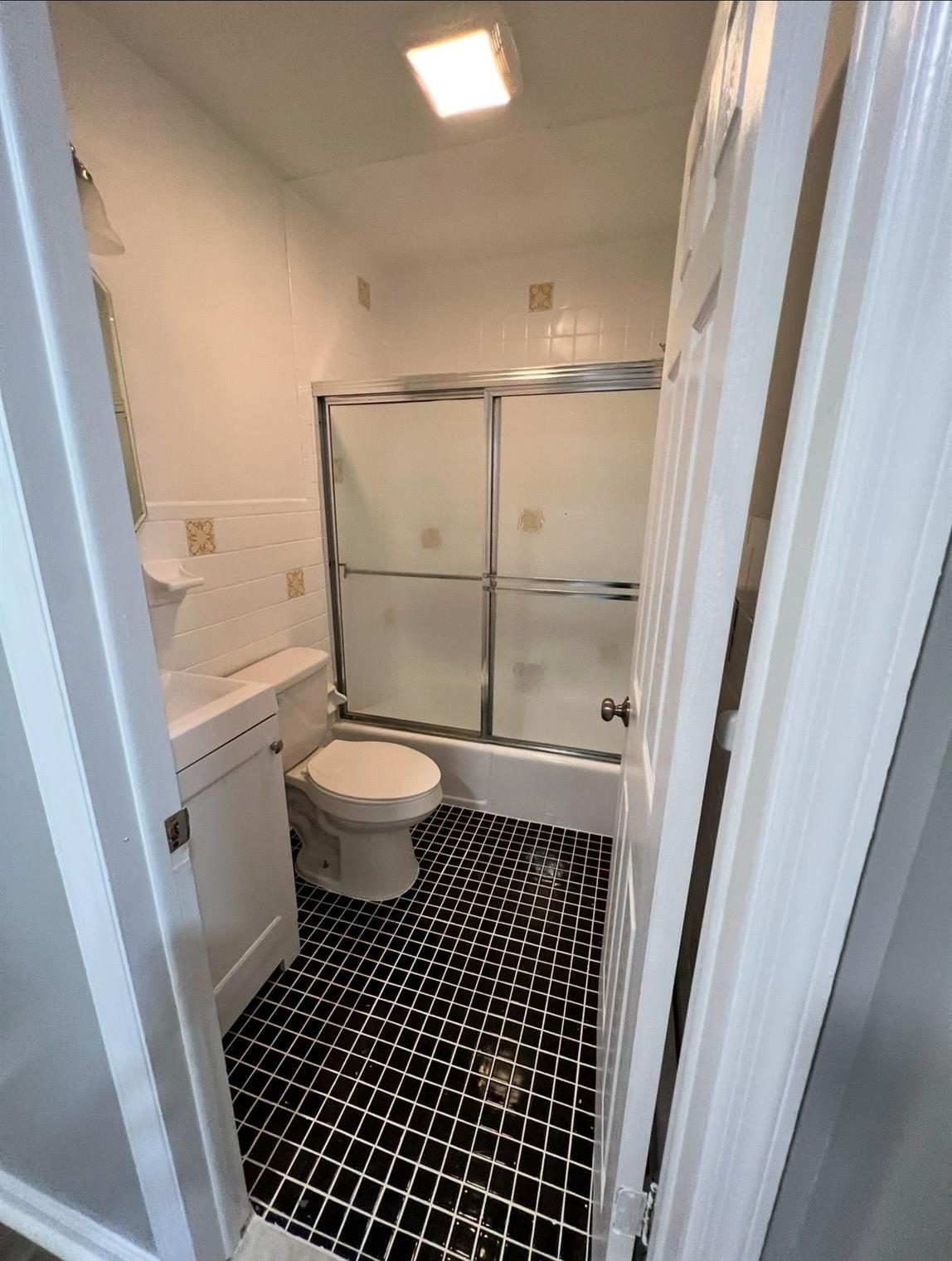 Single Family Boston Post  Westchester County, NY 10538, MLS-821120-17