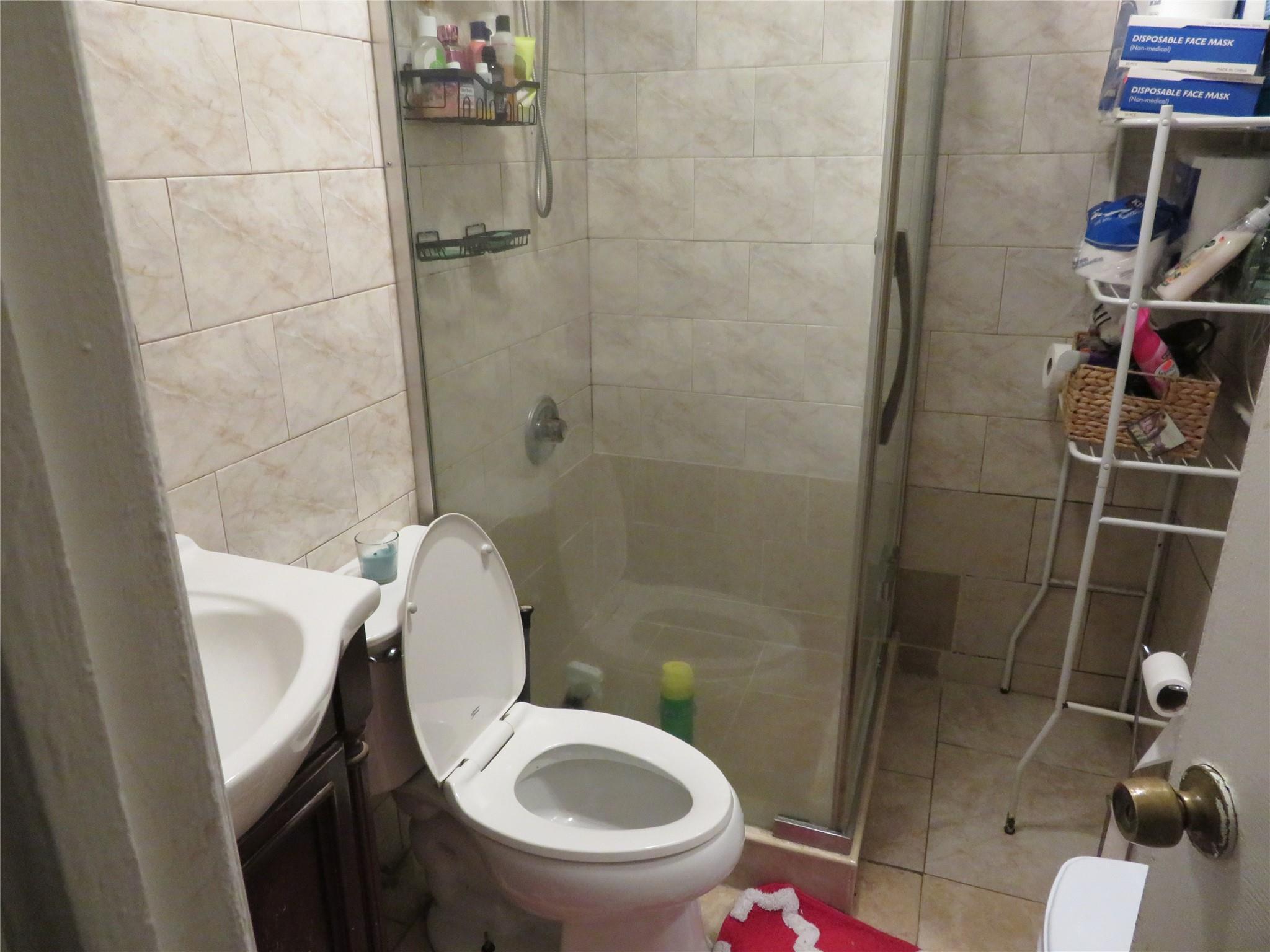 Single Family Francis Lewis  Queens, NY 11429, MLS-821130-12