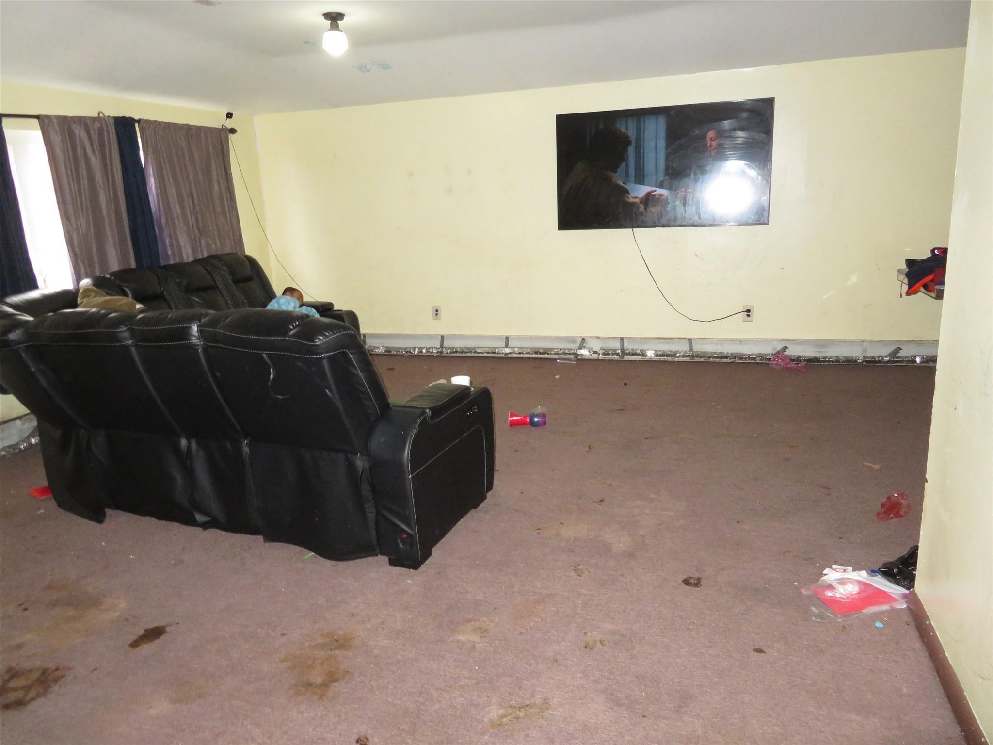 Single Family Francis Lewis  Queens, NY 11429, MLS-821130-16