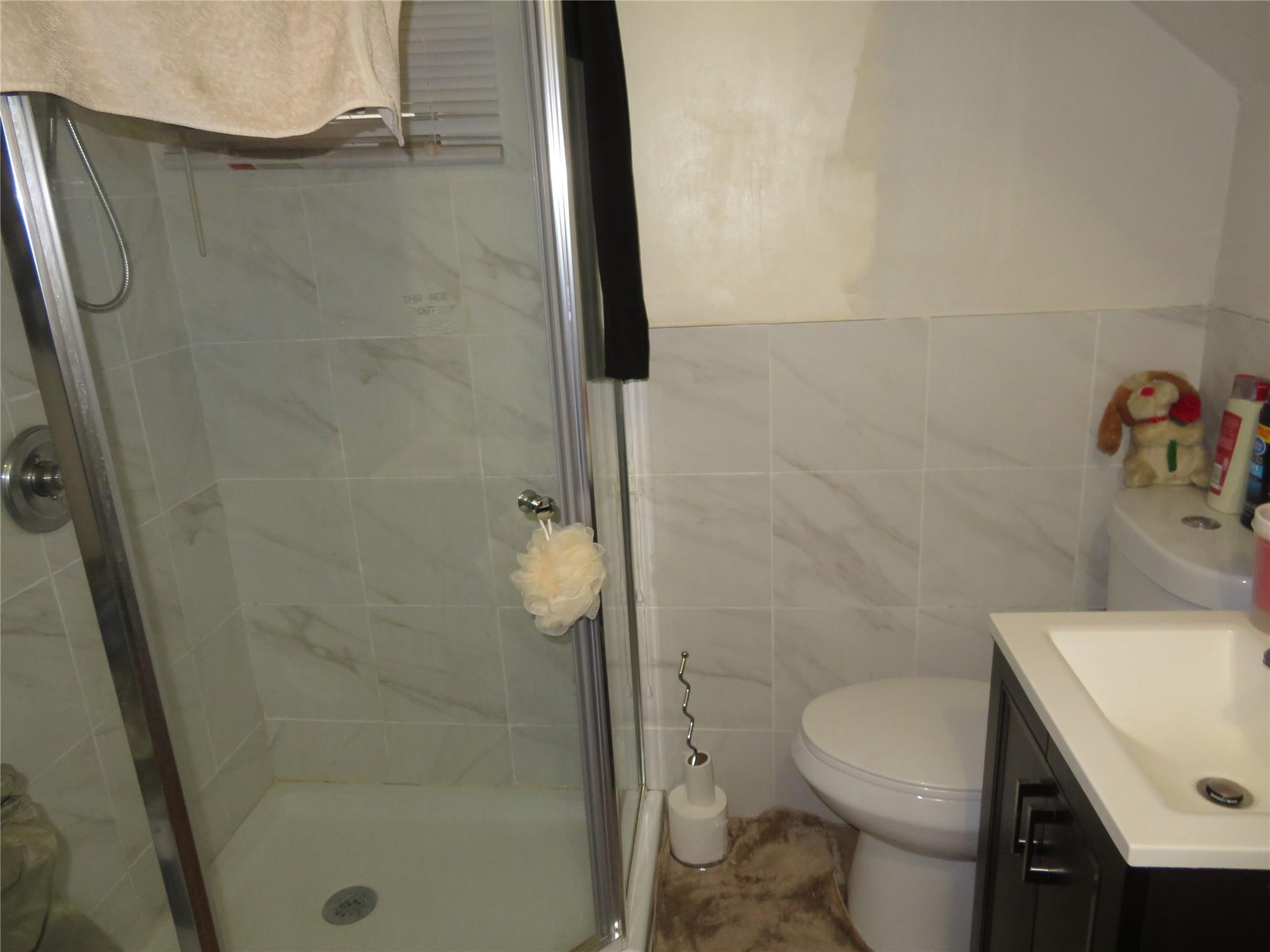 Single Family Francis Lewis  Queens, NY 11429, MLS-821130-26