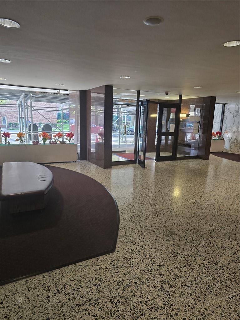 Coop Roosevelt  Queens, NY 11354, MLS-821150-2